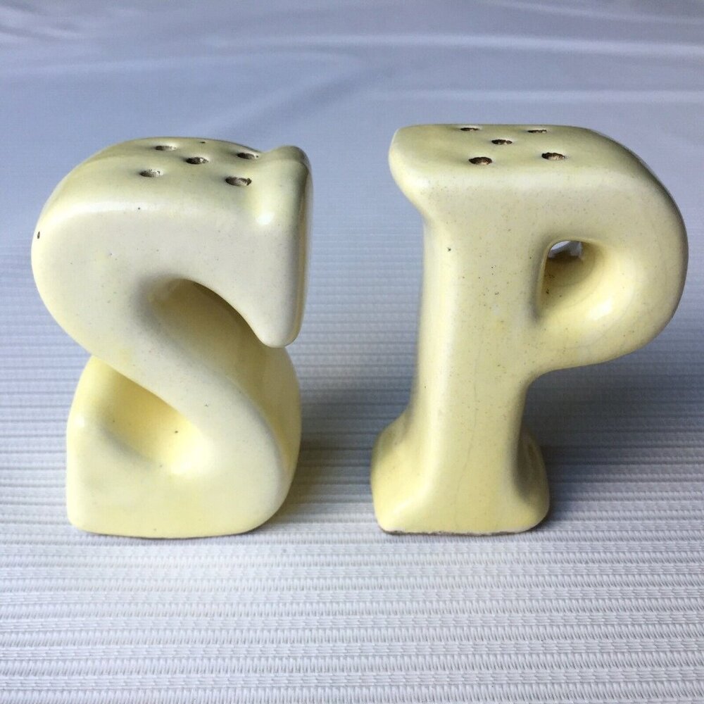 S & P Letter Shape Salt & Pepper Shaker Set Vintage Retro MCM Eggshell White 3"